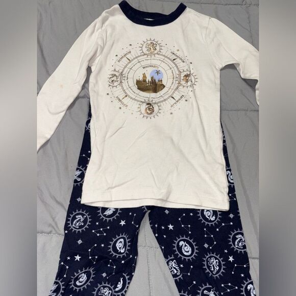 Gap size 6 Harry Potter pajamas - Picture 1 of 5